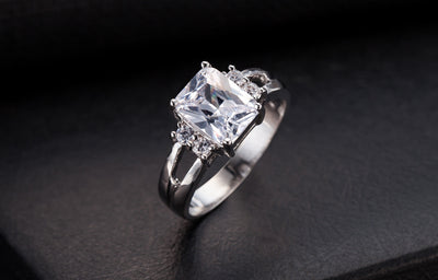 Women's Fashion Square Zircon Ring